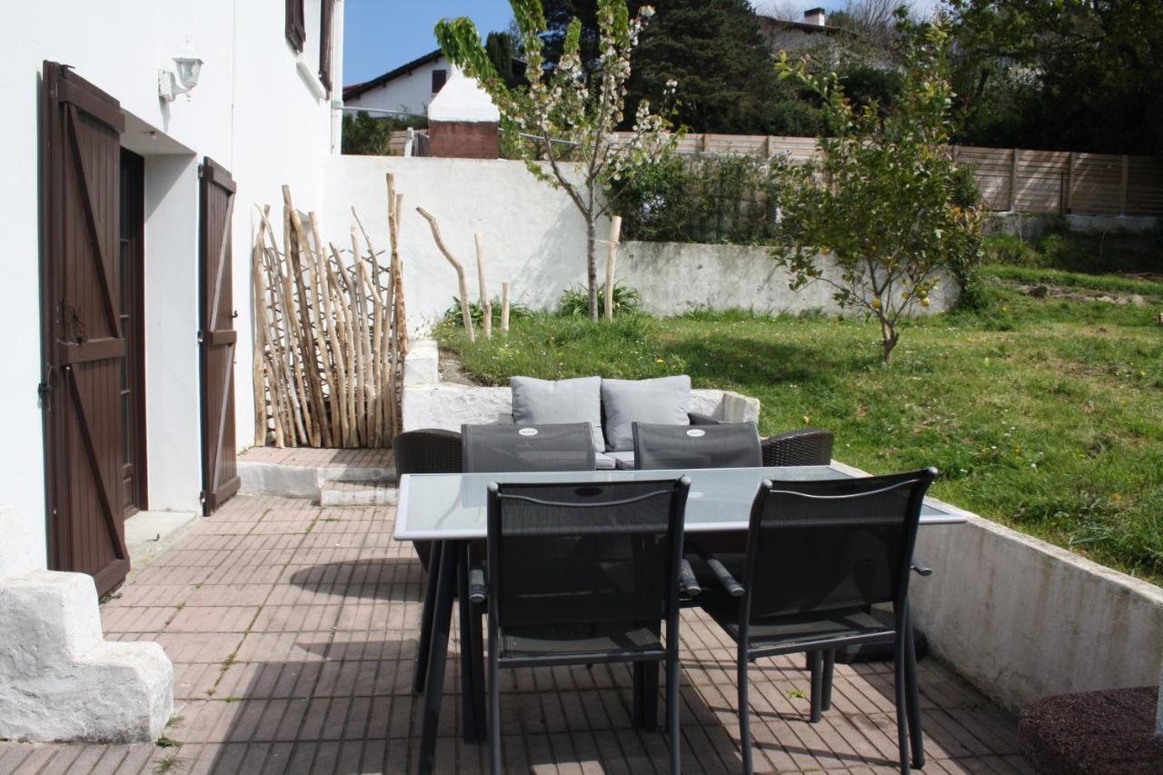 Appartement Au Calme A Hendaye Exterior photo